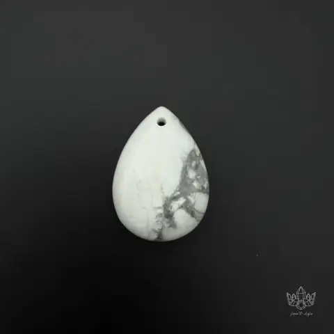 Howlite
